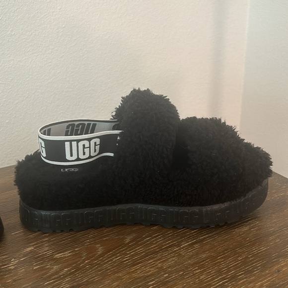 Ugh Oh Fluffita Slide - Picture 8 of 10